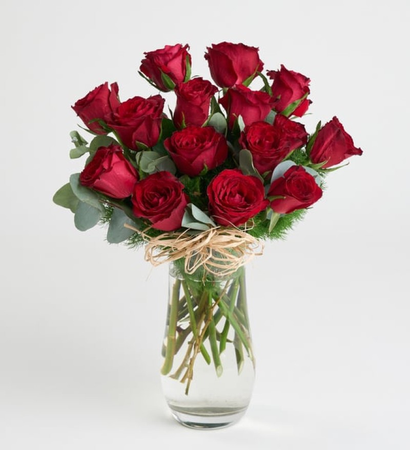 CAM VAZODA 15 ADET GÜL